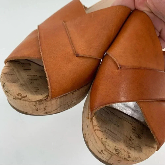 Made in Italy womens sandals size 9 tan leather cork chunky platforms - Picture 10 of 14
